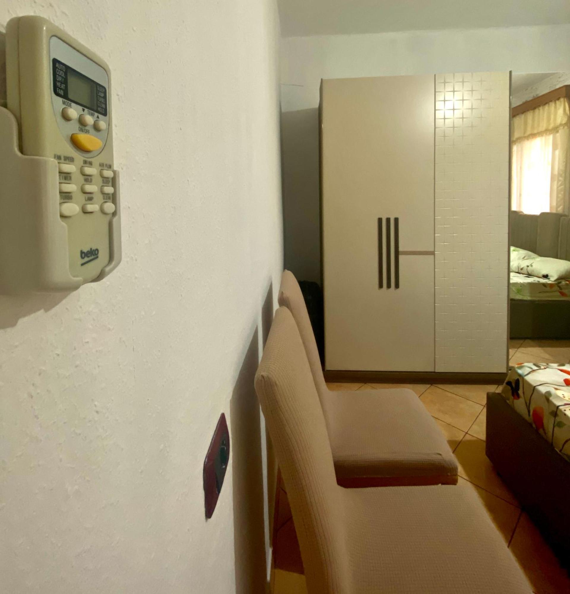 At-salaj1 * Vlorë